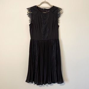Banana Republic Size 10 black dress